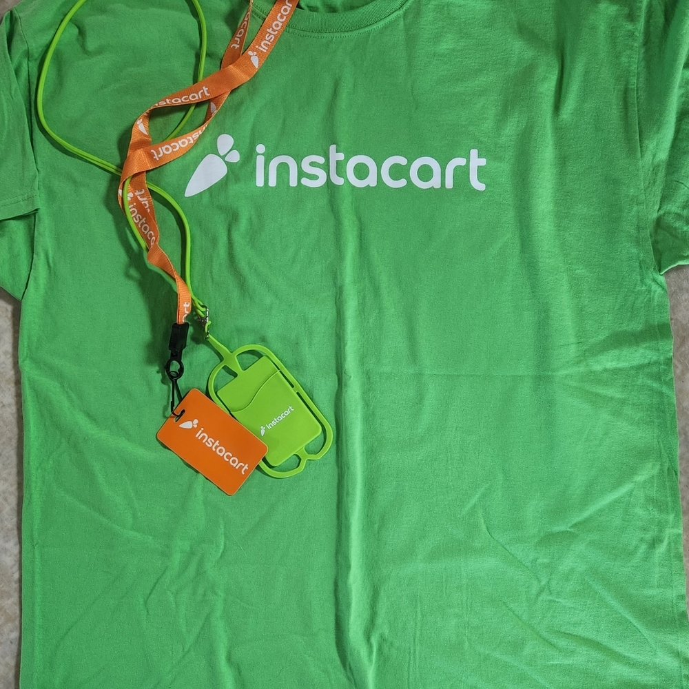 4 Instacart Shirts size 2x reserved for Matter1980np ONLY